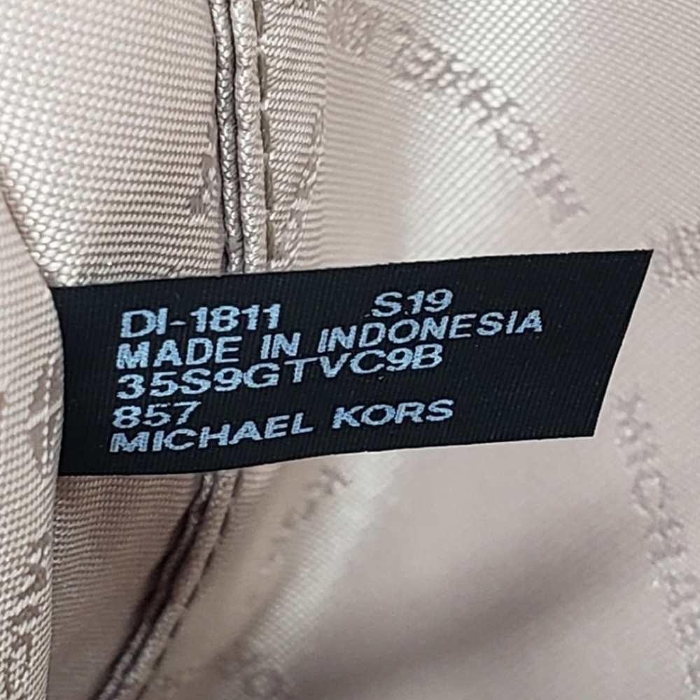 Michael Kors Jet Set Wristlet Clutch Pink - Picture 3 of 4